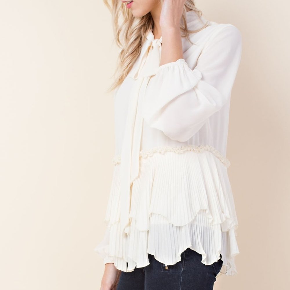 Romantic Ruffled Peplum Neck Tie Blouse. - Picture 3 of 5